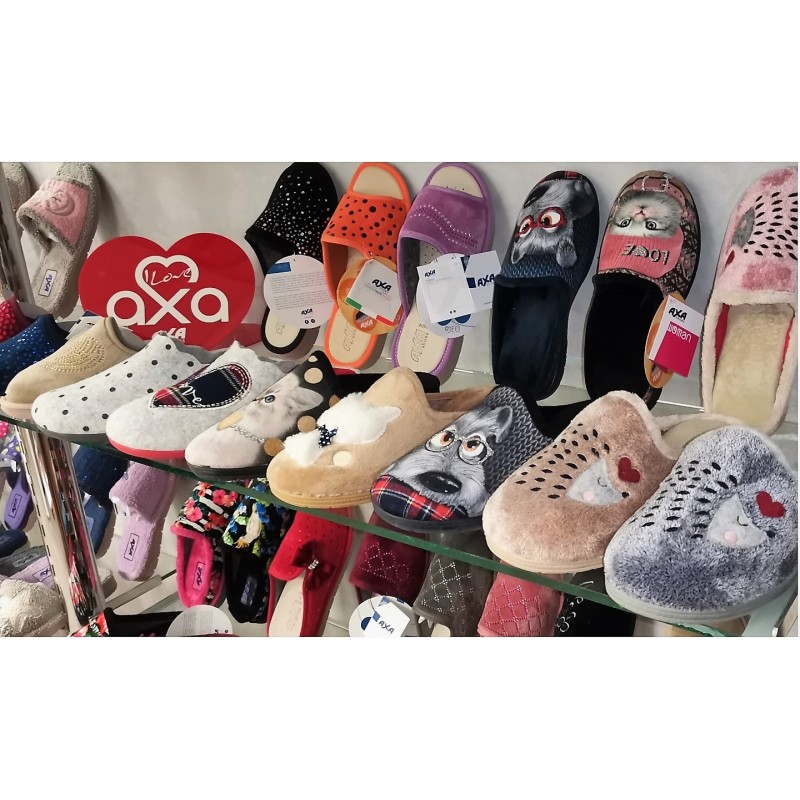 Разнообразие женских тапочек для разных случаев